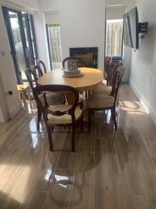 Bayview, Dunmore East, County Waterford - Sleeps 12 persons