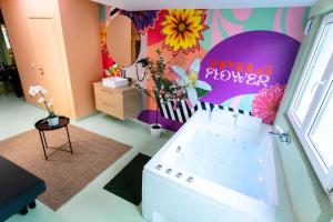 Capsule Flower - Balneo - Cinema - Billard - Nintendo Switch - Mons Centre