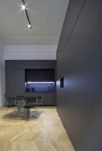 whiterooms collection