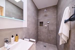 XZLLENZ Traum Studio-Apartment, Frei-Parken, U-Bahn, Küche