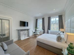 Deluxe Suite with Spa Bath room in Hanover 71 Suites