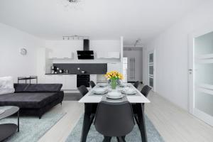 Apartamenty "Bałtyk" Armii Krajowej w Świnoujściu by Noclegi Renters