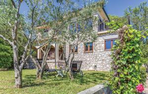 4 Bedroom Beautiful Home In Premantura