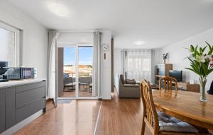 Lovely Apartment In Brodarica With Wifi