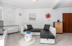 Lovely Apartment In Rijeka