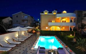 Lovely Apartment In Zadar