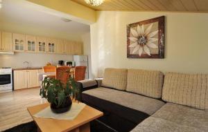 Stunning Apartment In Zadar