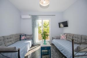 Hidden Sea Crest Villa by "elite"