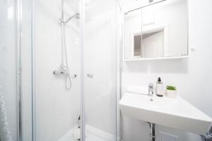 Secret Economy Studio Oasis