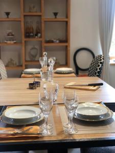 B&B / Chambres d'hotes Demeure du Porzou, chambres d'hotes de charme dans demeure d'exception, parc paysager, spa, massages, proche Paimpol, classe 4 epis : photos des chambres