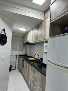 Ape Katy em Caiobá ao lado do boliche