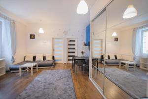 Poznanska Apartment. Great location. City Center