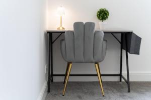 Open Mind Property - Luxury 3 Beds & Free Parking