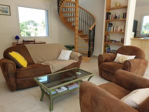 Villas Villa avec WIFI, jardin, a 700m de la plage a TREGASTEL - Ref 405 : photos des chambres