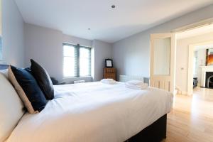 Escape Ordinary at Lough Erne GV - No.32