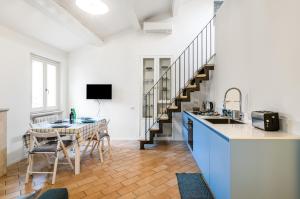 Modern Apartment 350mt from Piazza del Popolo!