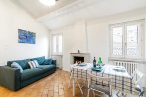 Modern Apartment 350mt from Piazza del Popolo!