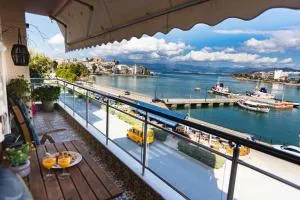 Debbies διαμέρισμα δίπλα στο νερό #2 ! - Kánithos