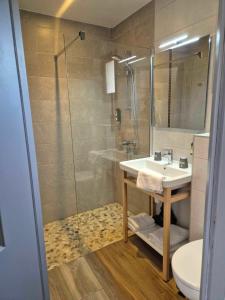 Hotels Logis Le Mistral - Montelimar Sud : Chambre Double Supérieure
