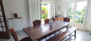 Maison avec WIFI, jardin clos à TREGASTEL - Réf 464