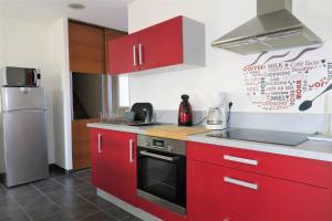 Jolie Maison Rénovée Exposée Sud avec Cour Fermée - ref 54