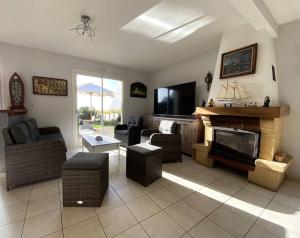 Villas Maison VUE MER, jardin, terrasse, WIFI, au SUD, a TREBEURDEN - Ref 663 : photos des chambres