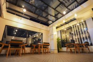 Hotel Pavitra