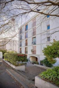 Appartements L'Amarante, T1 avec Terrasse, Beaux Arts : photos des chambres