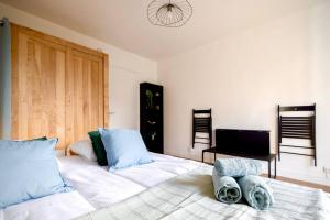 Appartements L'Amarante, T1 avec Terrasse, Beaux Arts : photos des chambres