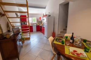Superbe T3 en villa , entree sud de bastia ( Furiani )