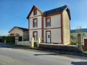 La locomotive by La BB12087 - Chalandry-Élaire