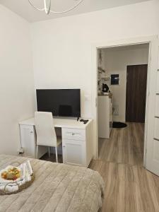 2 Bed Apartment in Zyrardow