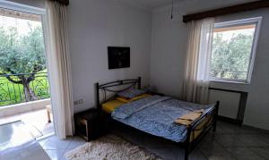 YourSpot Project - shared countryhouse - private rooms - West Peloponnese