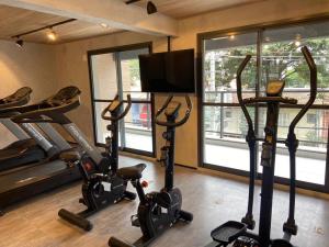 Studio Moderno em Pinheiros - 300m do Metrô e HC