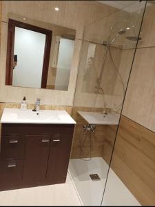 Centro-GASCONA con terraza, garaje y wifi gratuito