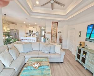 Coastal Dreaming - Beach Retreat