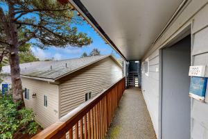 Neskowin Resort Unit #203