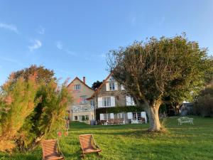 B&B / Chambres d'hotes Chambres d'hotes Les 4 Vents Pointe du Hoc - Landing Beaches : photos des chambres