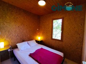 Les Chalets du Lac de la Gimone : photos des chambres
