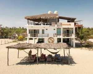 Hotel Sanmara - Yegüey