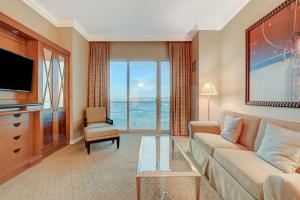 Incredible 1BD 2BTH Suite MGM Signature*Balcony View