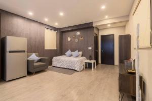 403 Walk to Zocalo 1Bdrm 1bath AC apt Rooftop