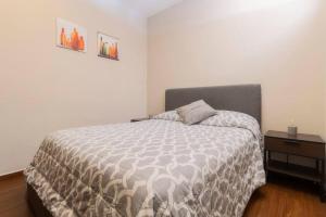 406 Location 2Bdrm 2baths AC Rooftop