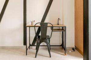 3Ph Amazing 2Bdrm 2bath private terrace fits 10