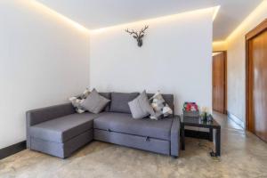 Zielo 1Bdrm 1bath fits 6 AC Rooftop views