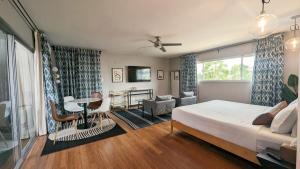 LA Huge Mid Century Guesthouse Patio LAX Beach - Hotel 4 stelle a Los Angeles
