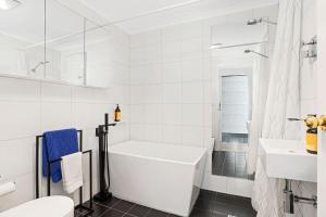Halifax Muse Pet Friendly Townhouse