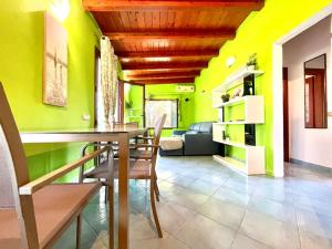 Seaside Vacation img10