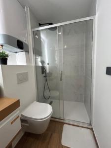 Studio 100m gare Part-DieuterrasseParking privé