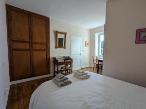 Gîte charmant avec jardin privatif, proche des randonnées, totalement équipé et internet fibreбет - FR-1-653-253